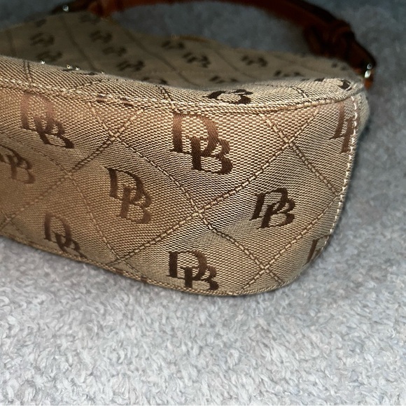 Dooney & Bourke Maxi Quilt Small Kiley Hobo - Picture 5 of 9